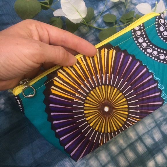 African wax make up catch all pouch bag zipper top - Picture 8 of 8